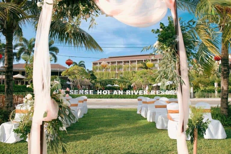 Silk Sense Hoi An River Resort - Nipa Riverbank