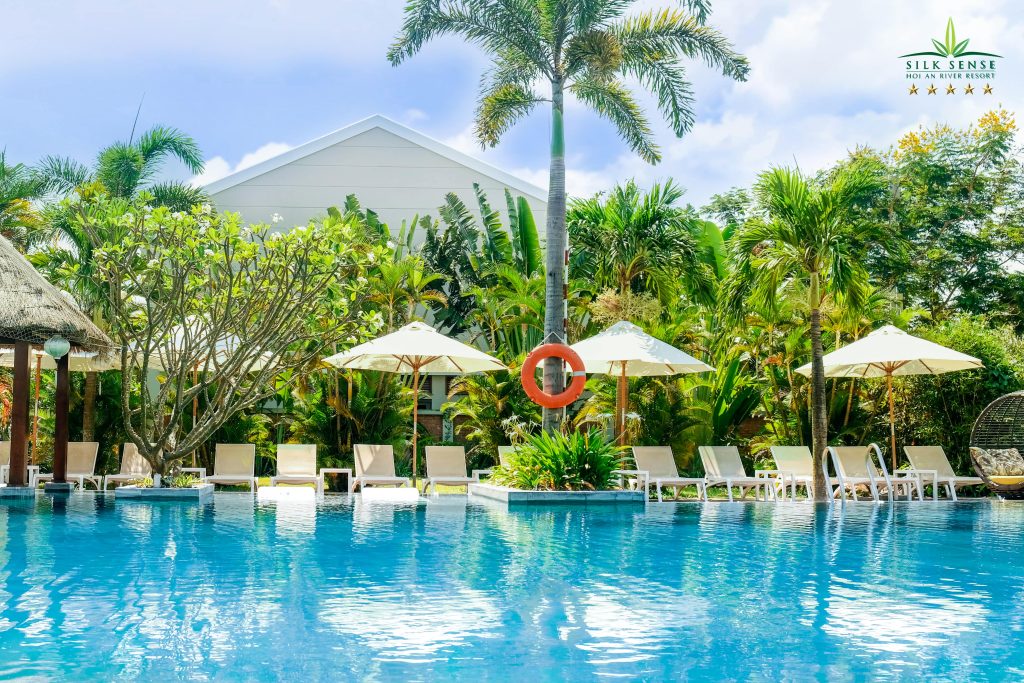 The Mineral Saltwater Pool: Wellness and Relaxation at the Heart of the Resort