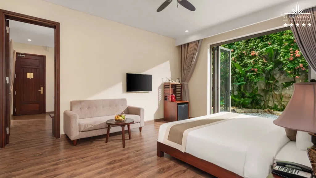 When should you choose a Connecting Room?