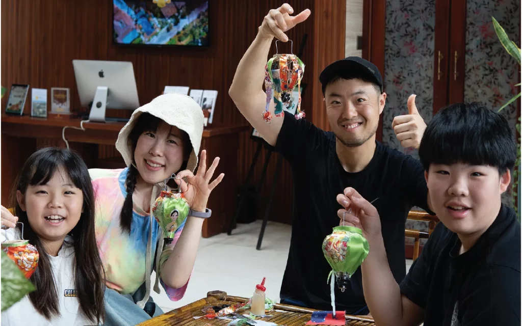 Lantern-Making Experience at Silk Sense