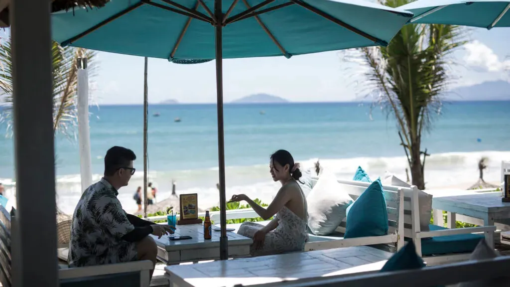 May to August: Vibrant Summer Days and the Best Time for a Beach Getaway